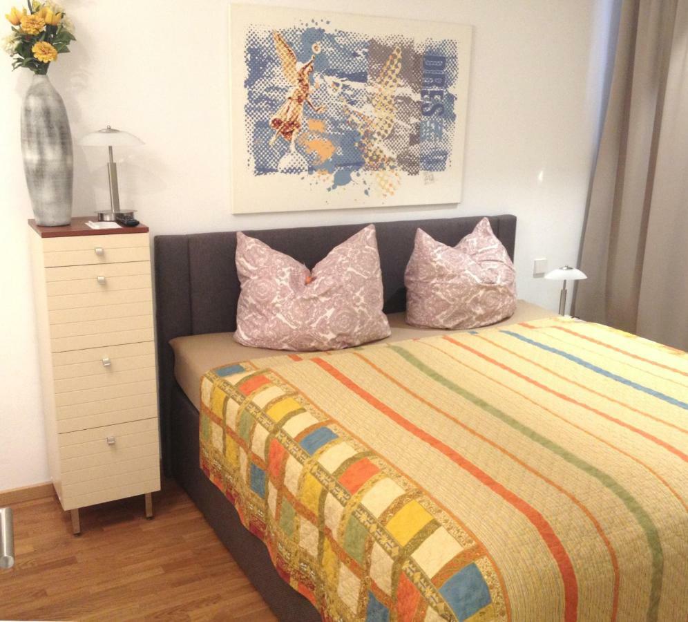 Ferienwohnung Am Zwinger Dresda Esterno foto